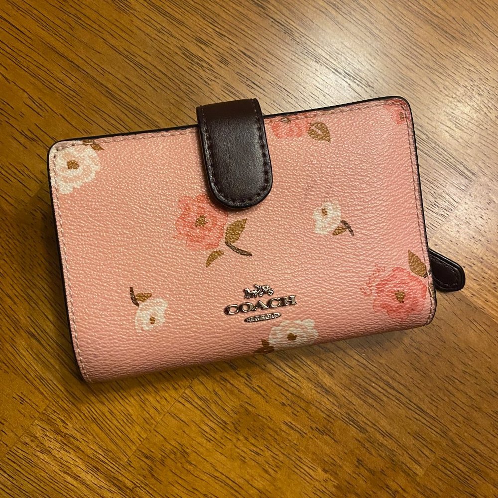 Coach wallet card holder